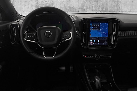 Volvo XC40 18 of 30