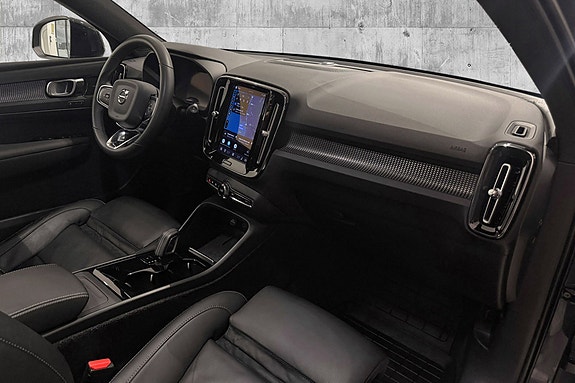 Volvo XC40 22 of 30