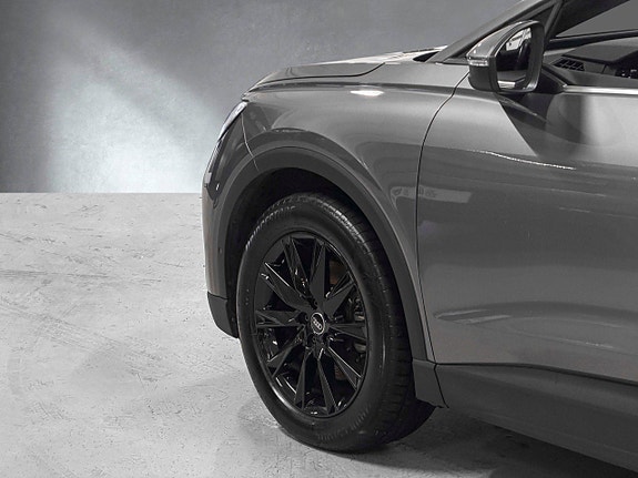 Audi Q4 e-tron 4 of 25