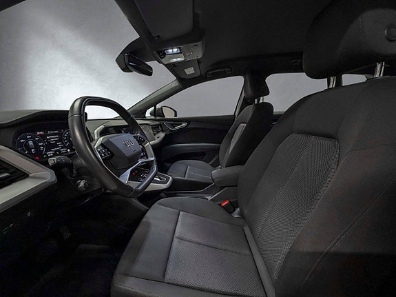 Audi Q4 e-tron 11 of 25