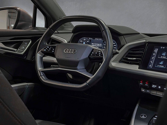 Audi Q4 e-tron 16 of 25