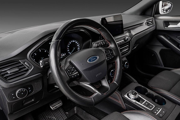 Ford Focus 19 of 24