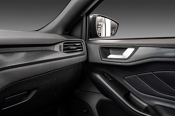 Ford Focus 16 of 24