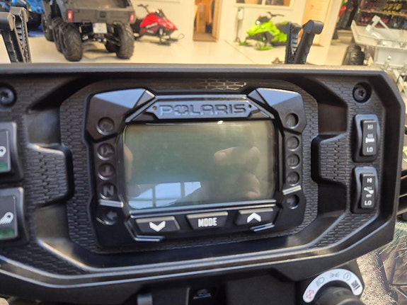 Polaris Sportsman 570 EPS Hunter 13 of 16