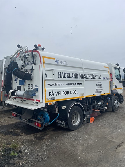 Volvo FL 250 VALÀIR BH6 Sweeper 4 of 12