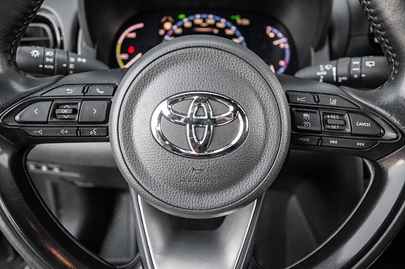 Toyota Yaris Cross 10 of 20