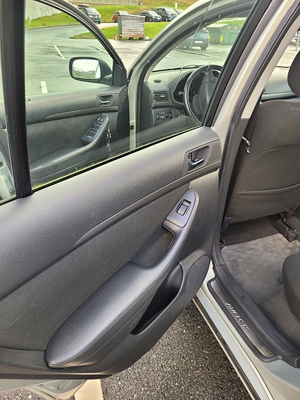 Toyota Avensis 12 of 22