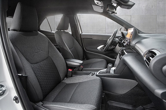 Toyota Yaris Cross 16 of 20
