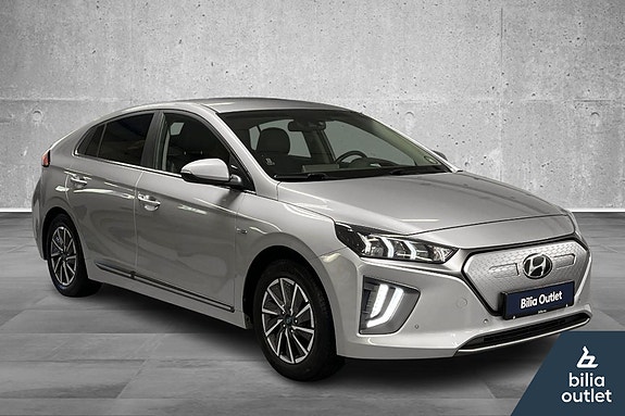 Hyundai IONIQ 8 of 24