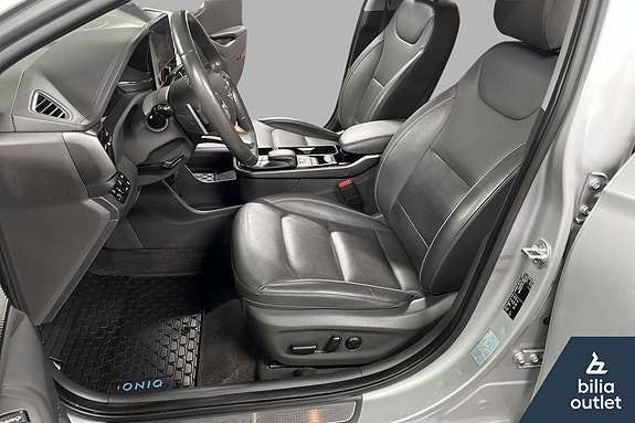 Hyundai IONIQ 10 of 24