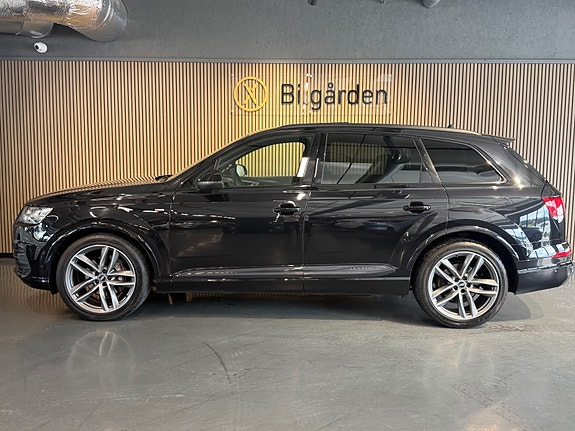 Audi Q7 14 of 30