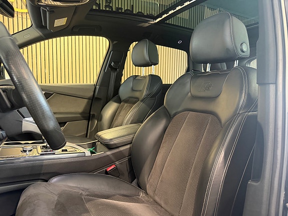 Audi Q7 23 of 30