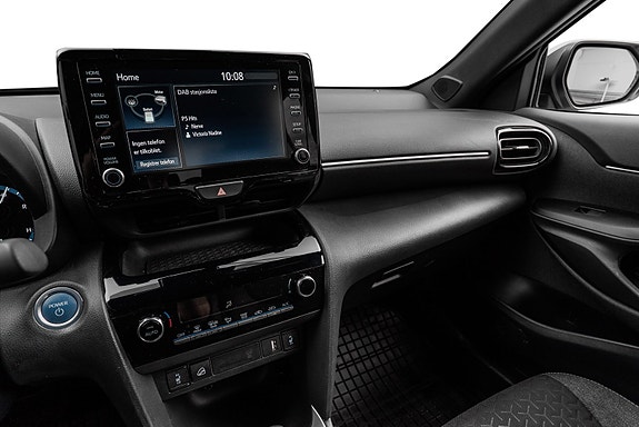 Toyota Yaris Cross 11 of 24