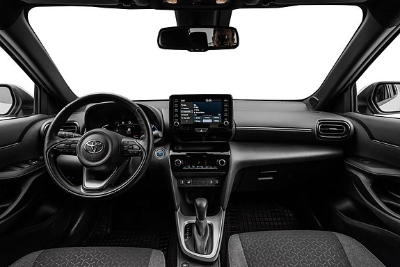 Toyota Yaris Cross 14 of 24