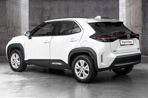 Toyota Yaris Cross 5 of 24