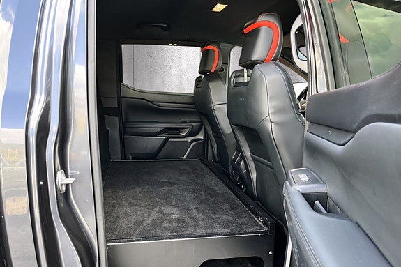 Ford Ranger Raptor 18 of 20