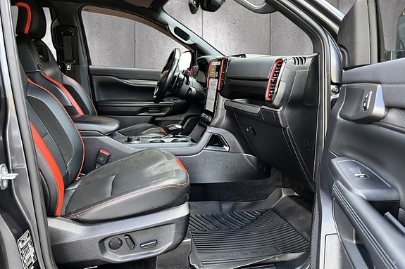 Ford Ranger Raptor 17 of 20