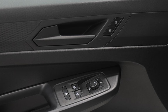 Volkswagen Caddy 18 of 26