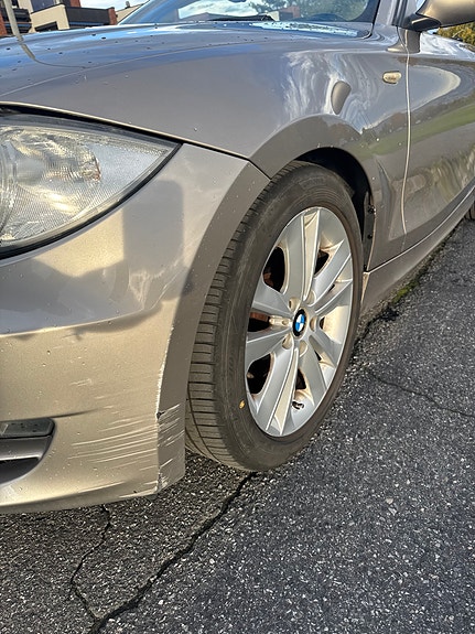 BMW 118i 7 of 19