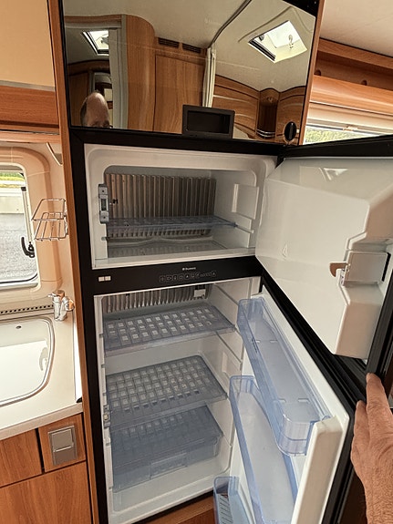 Hymer EX614 22 of 30