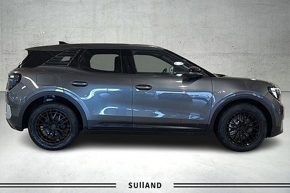 Ford Explorer 6 of 26