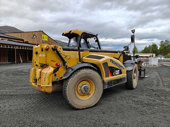 Cat TH417C 3 of 5