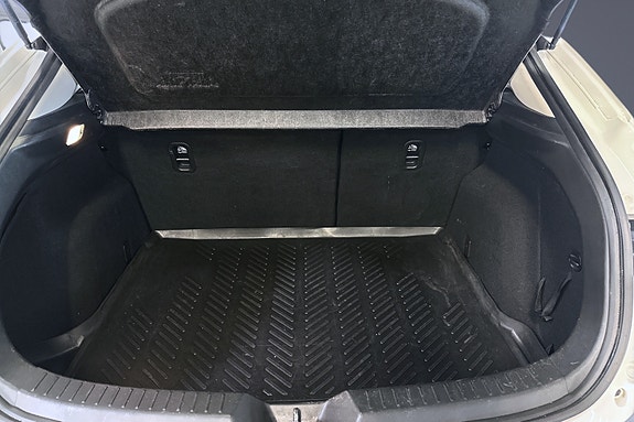 Mazda 3 25 of 28