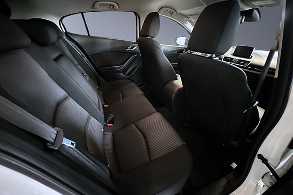 Mazda 3 9 of 28