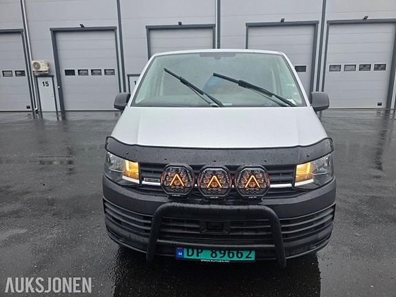 Volkswagen Transporter 2 of 30