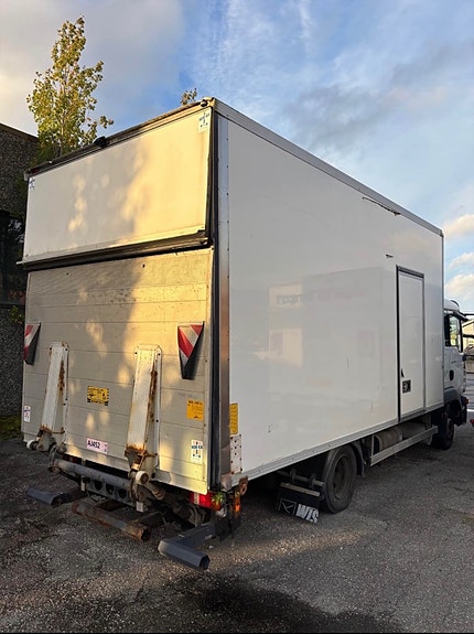 MAN TGL 8.210 4X2 BL/L rep objekt 2 of 5