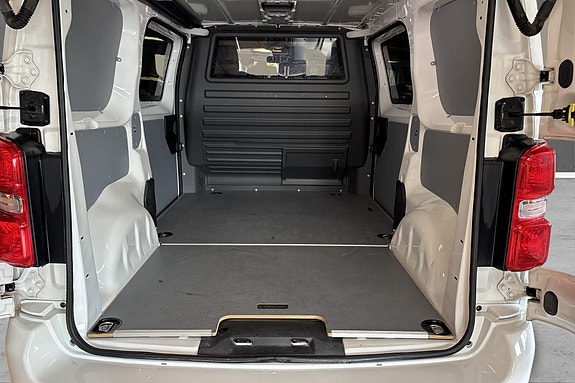 Opel Vivaro 19 of 27