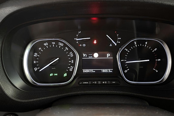 Opel Vivaro 13 of 27