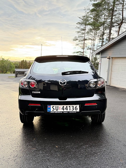 Mazda 3 10 of 28