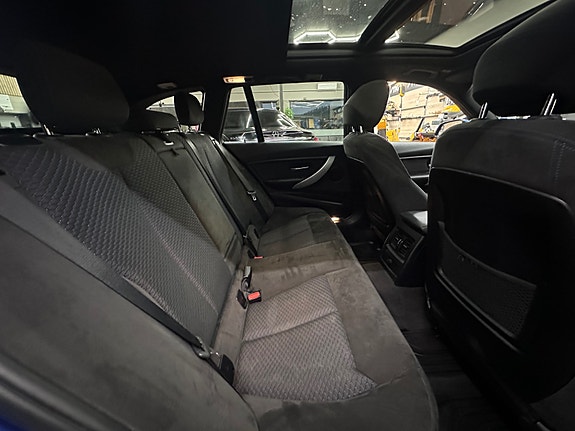 BMW 320d 18 of 27