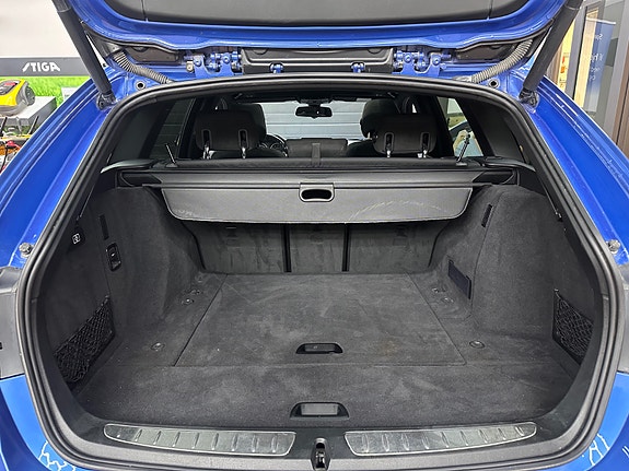 BMW 320d 14 of 27