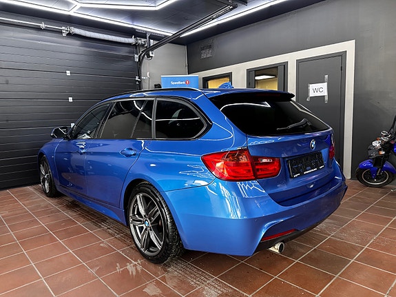 BMW 320d 4 of 27