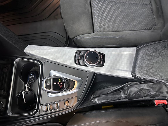BMW 320d 26 of 27