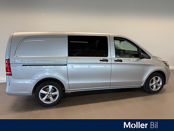 Mercedes-Benz Vito 119 3 of 16