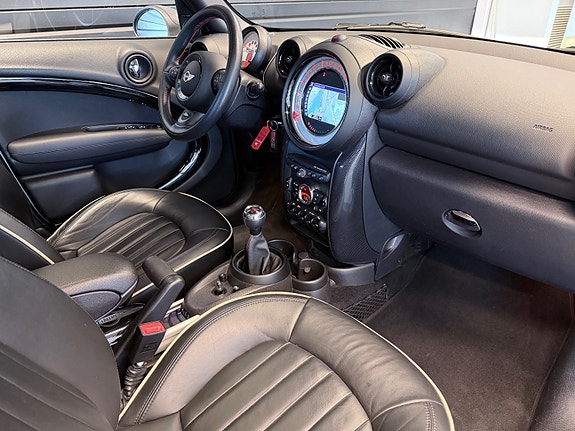 MINI Countryman Cooper S 15 of 30