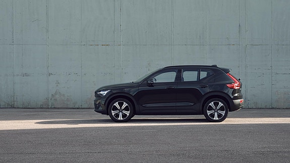 Volvo XC40 7 of 26