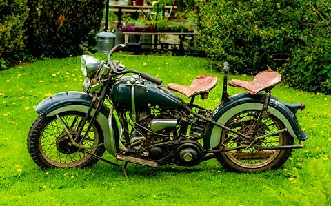 Harley-Davidson 18 of 20