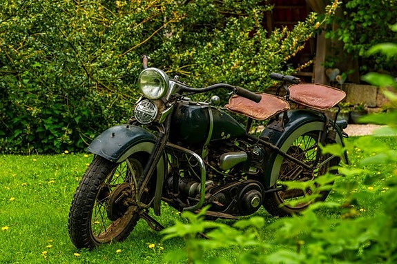 Harley-Davidson 9 of 20