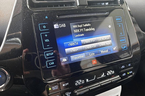 Toyota Prius 13 of 19