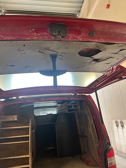 Volkswagen Transporter 12 of 26