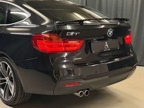 BMW 328i 19 of 30