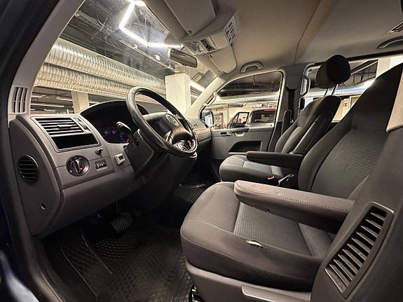 Volkswagen Transporter 21 of 29