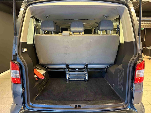 Volkswagen Transporter 22 of 29