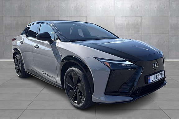 Lexus RZ550e 3 of 30