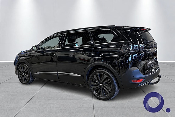 Peugeot 5008 3 of 16
