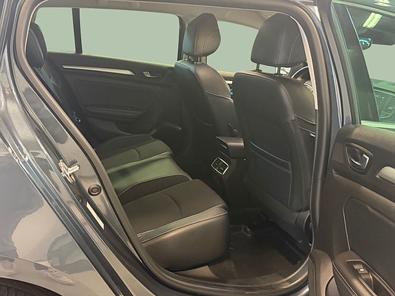 Renault Megane E-Tech 19 of 30